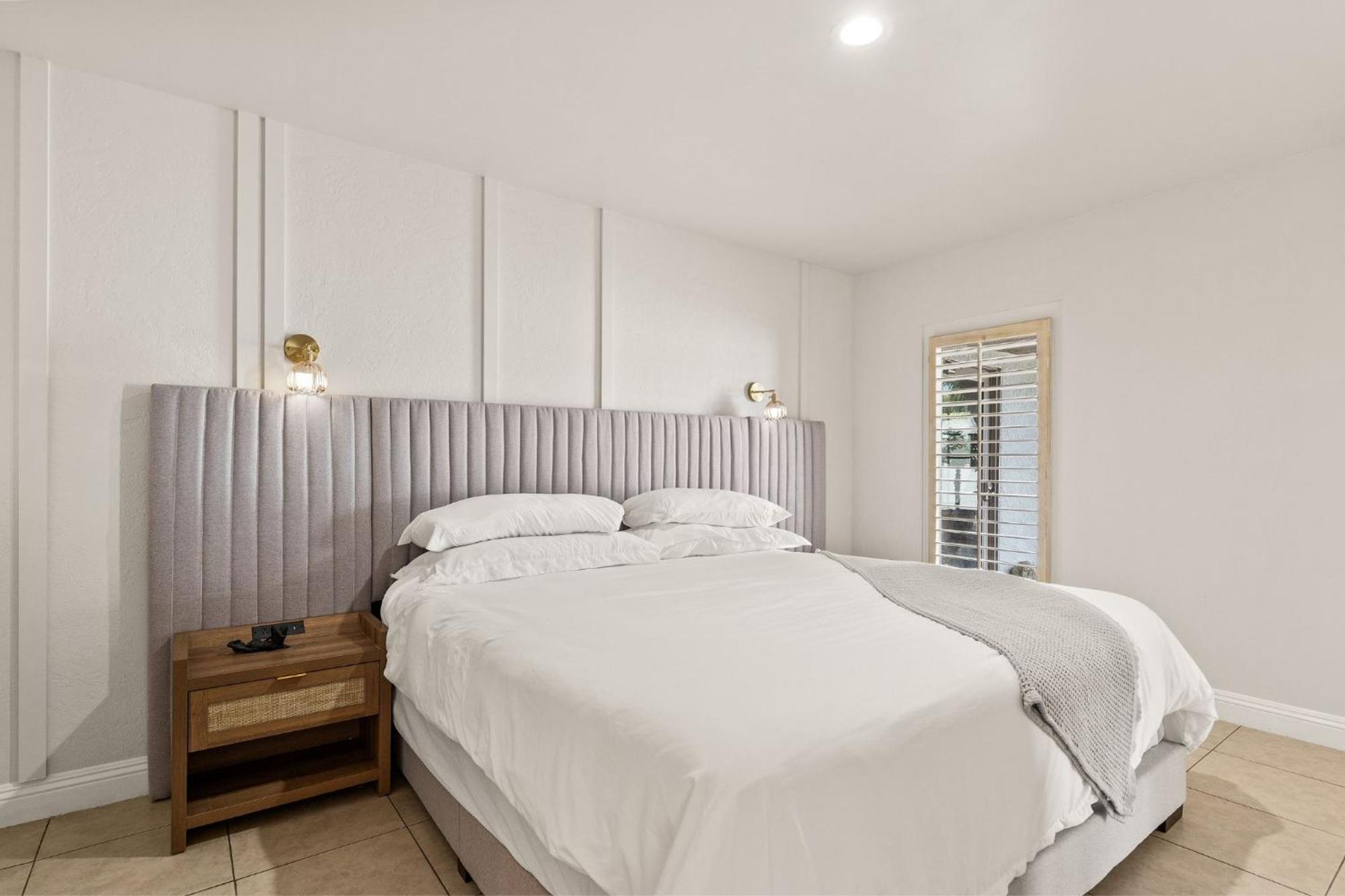 Casa Oliver Hotel & Resort - A Men'S Clothing Optional Resort In 棕榈泉 外观 照片